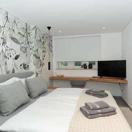 Oase Am Tierpark Exklusiv Und Gehobener Standard Appartement *