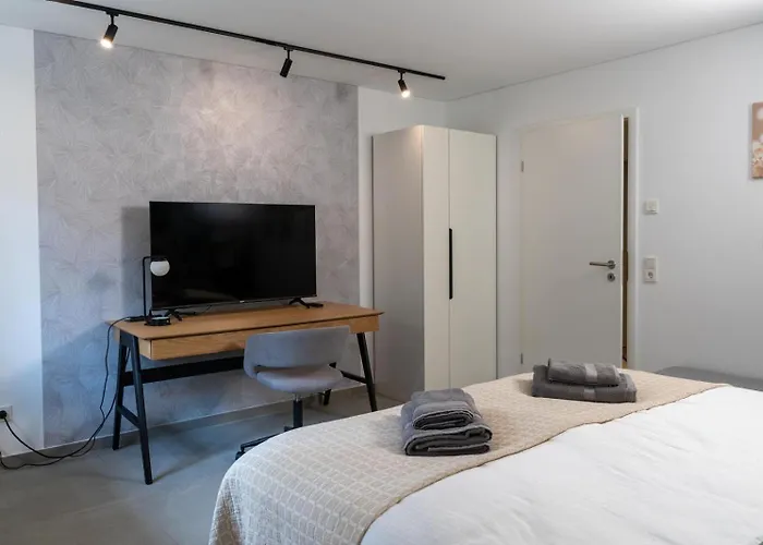 Oase Am Tierpark Exklusiv Und Gehobener Standard 公寓 *