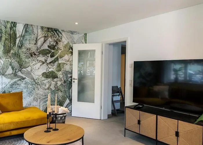 公寓 Oase Am Tierpark Exklusiv Und Gehobener Standard 弗赖贝格